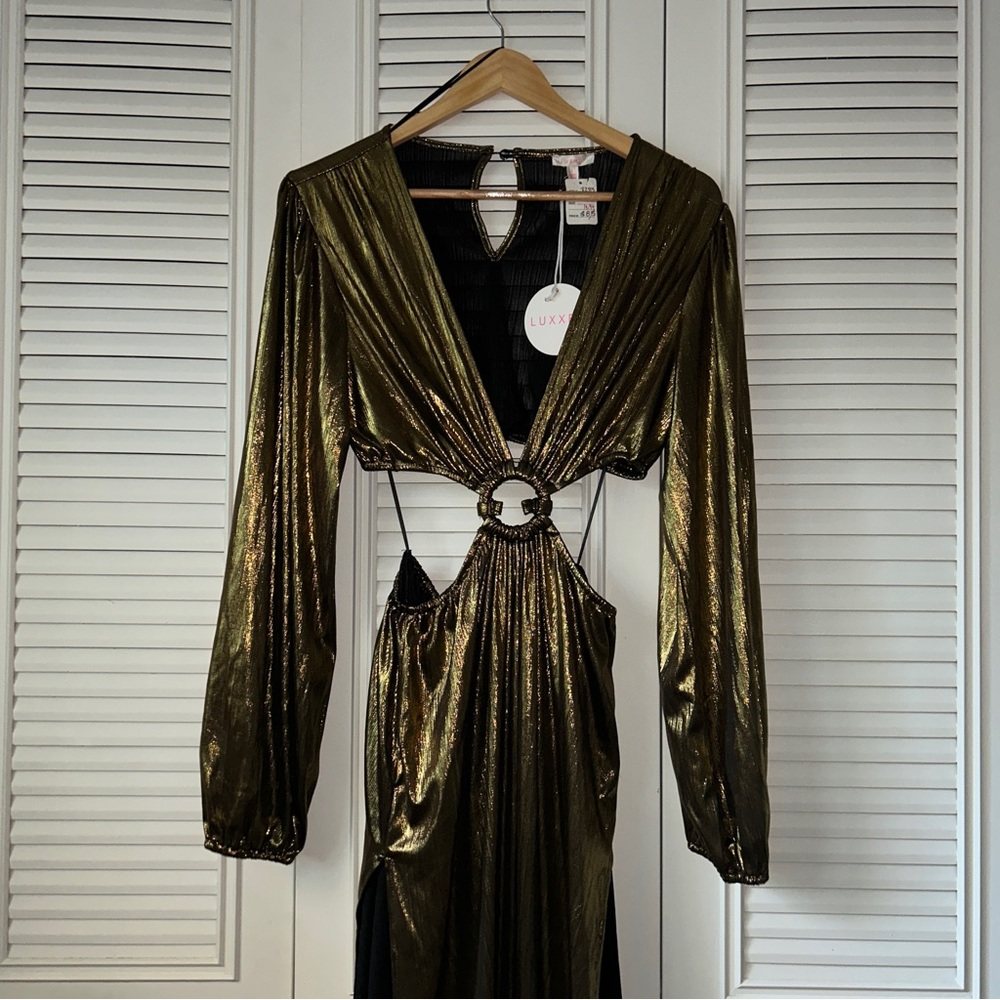 Beyonce's Renaissance inspired gold metallic dress